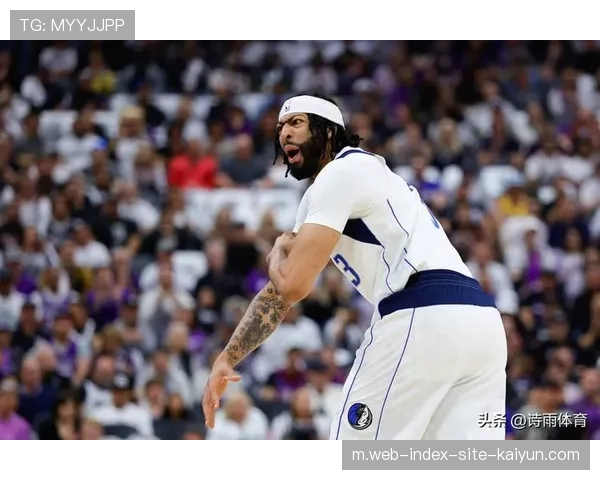 弗拉格伤缺期间独行侠提速 卡斯尔三双展现核心潜质 弗拉格伤缺期间独行侠提速 卡斯尔三双展现核心潜质